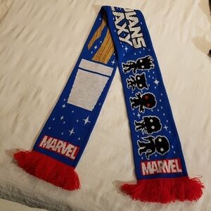 Guardians of the Galaxy Grout knit scarf